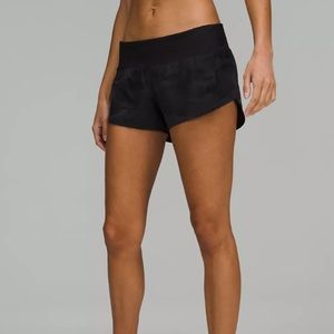 Lululemon speed up low rise running short sz 6